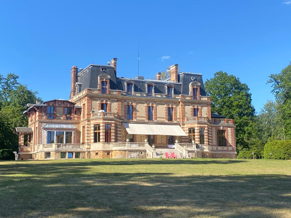 Chateau De Crenille Chaumes-en-Brie Eksteriør bilde