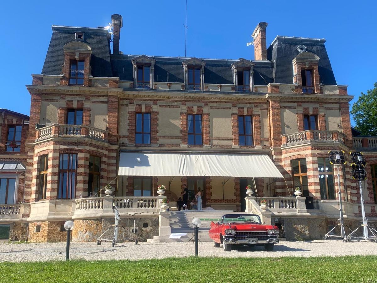 Chateau De Crenille Chaumes-en-Brie Eksteriør bilde