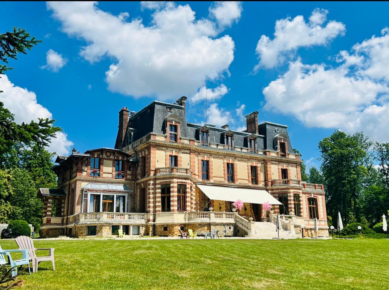 Chateau De Crenille Chaumes-en-Brie Eksteriør bilde
